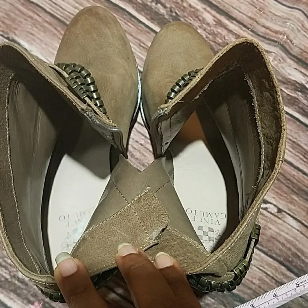 Vince Camuto Tan Leather Booties 10M